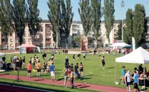 Ruée «bille en tête» pour faire la course en fête du côté du stade Raymond-Petit à l’occasion de la troisième édition du Business Cool Festival. Le centre sportif de l’agglomération nancéienne a été pris d’assaut par les entrepreneurs, leurs collaborateurs et leur famille… ambiance garantie.