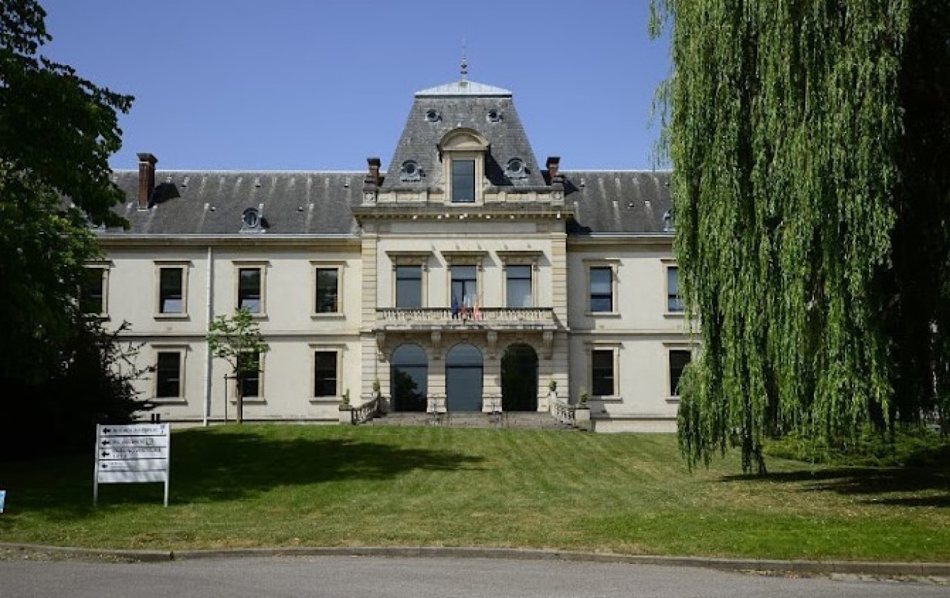 © C.Rionde-CD54. À l’occasion de la réfection de la toiture de l’Hôtel du Département à Nancy, le Conseil départemental de Meurthe-et-Moselle a décidé d’installer une centrale solaire photovoltaïque.