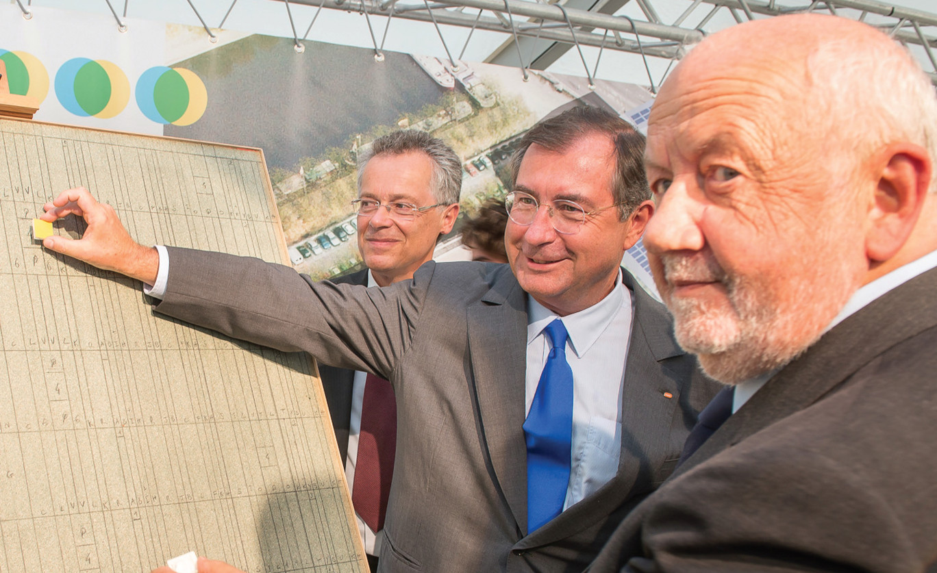 Martin Bouygues, en compagnie d’André Rossinot, a posé la première pierre du chantier de l’Ilot de l’Ile de Corse le 6 septembre dernier.