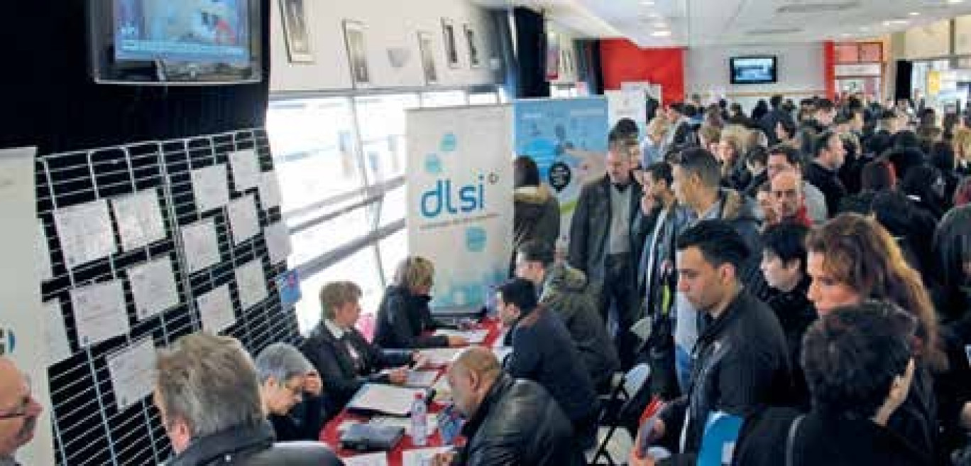 Les stands n’ont pas désempli à l’occasion de l’opération «Un but, un emploi» le 5 mars au stade Marcel Picot. 