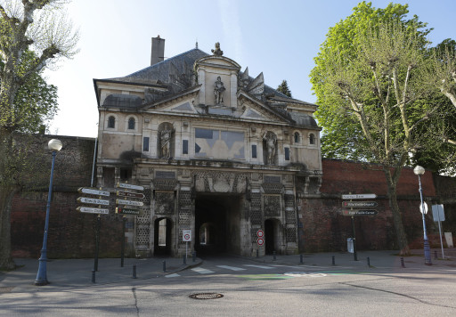 Feuillette tisse sa toile en Meurthe-et-Moselle